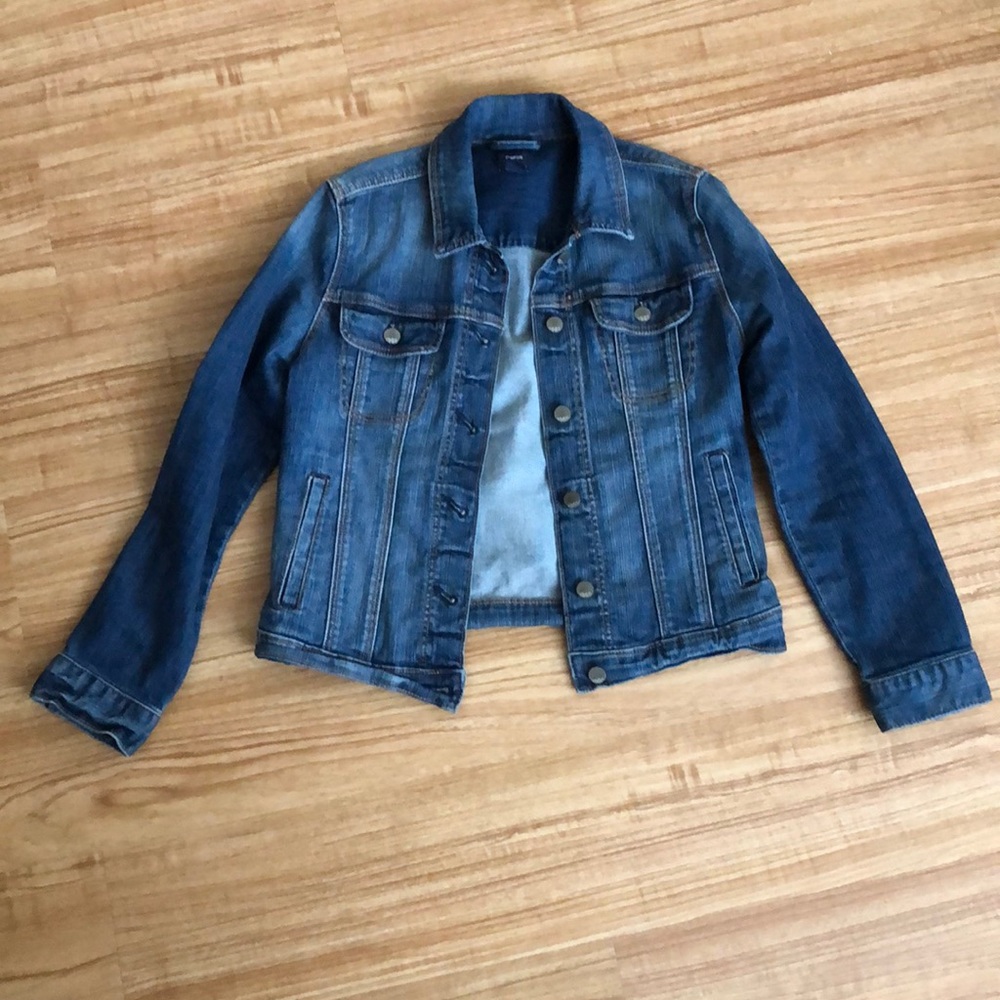 Jeans jacket Gap Girl!!